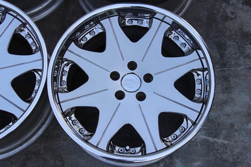 Leon Hardiritt Waffe Wheels | "18x9.5 ET+32 | Chrome - Image 7