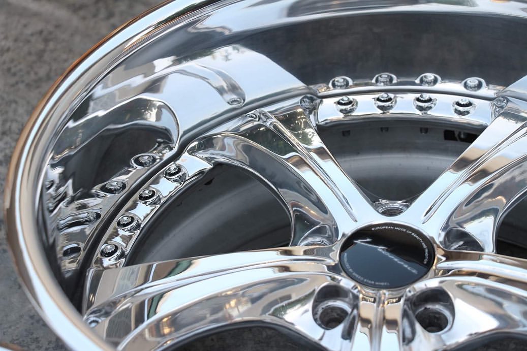 SSR Vienna Courage | ”18x9.5 ET +8 & +12 - Reverse Li | Chrome