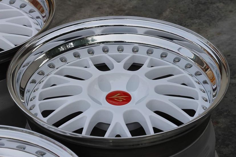 Work VSXX Wheels | “20x10.5 & 11.5 ET +34 - Step Lips | Gloss White - Image 9
