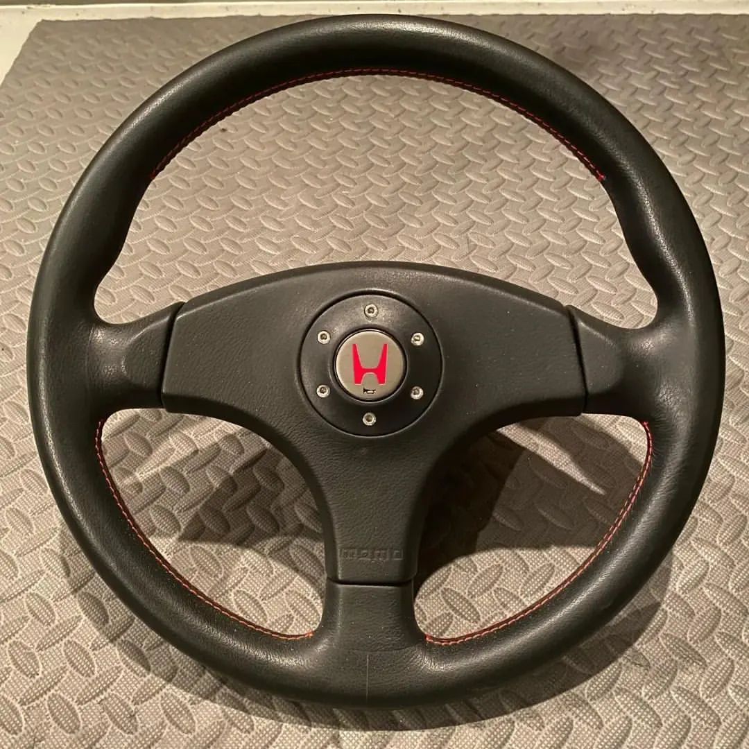 Honda Civic Type R Steering Wheel - Image 9