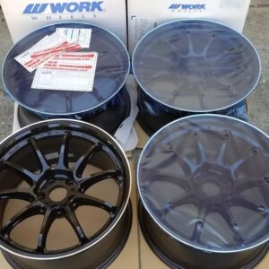 Work ZR10 Black Wheels