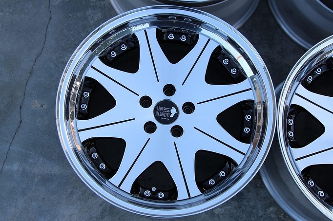 Leon Hardiritt Waffe Wheels | “19x10.5 ET +34 | RAW Chrome - Image 3