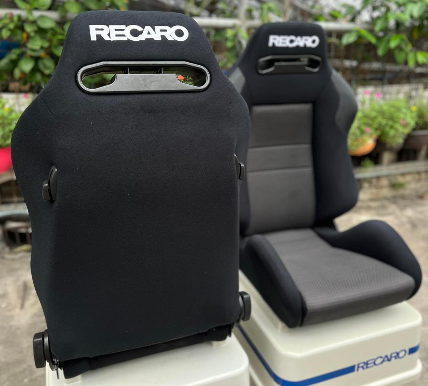 Recaro SR3 Seats | Black & Gray Confetti Body - Rooney Wheels