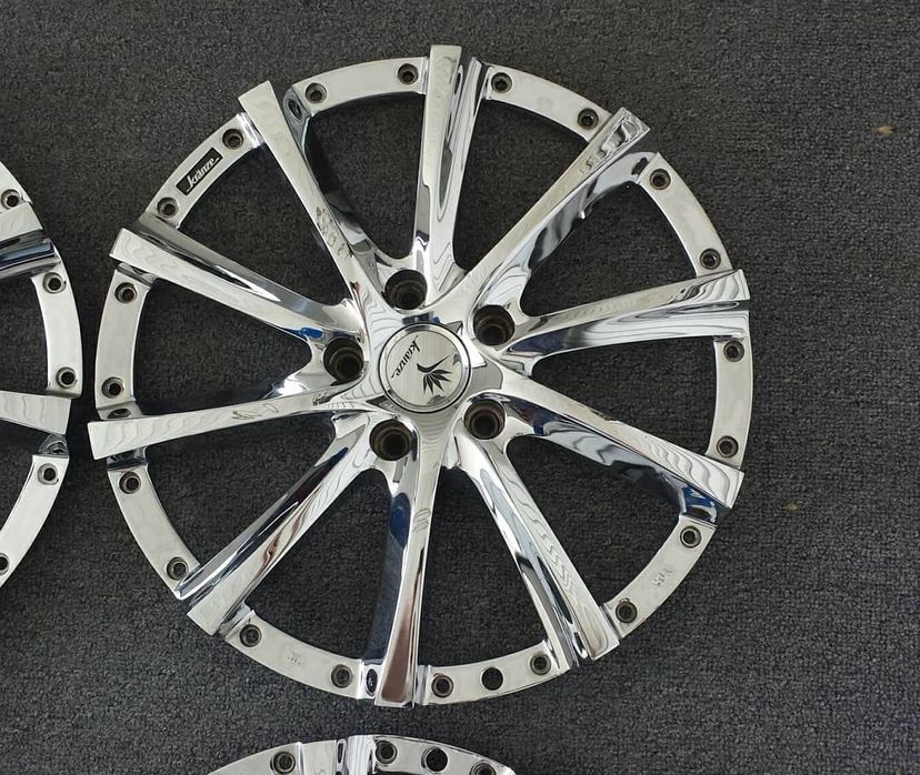 6FB069C6-0971-4DBD-AB33-