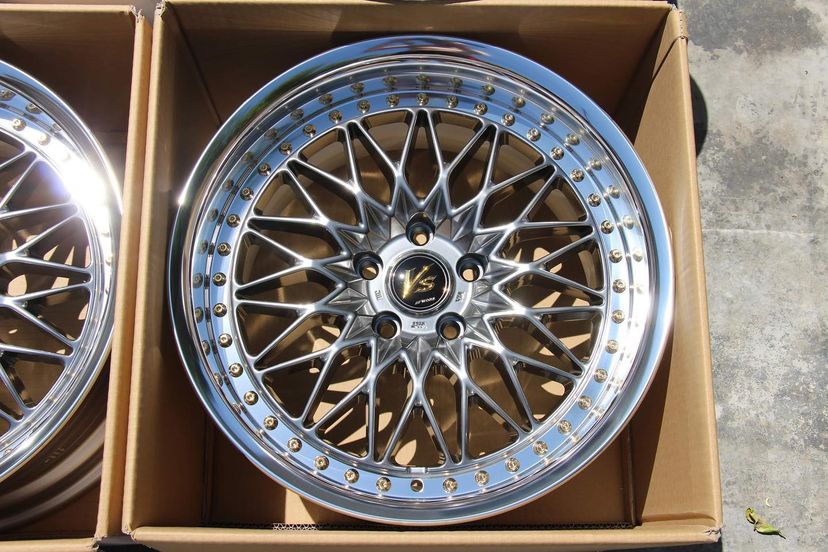 Work VSXV Wheels | “18x9.5 & 10.5 ET +26 | Gloss Silver - Image 4