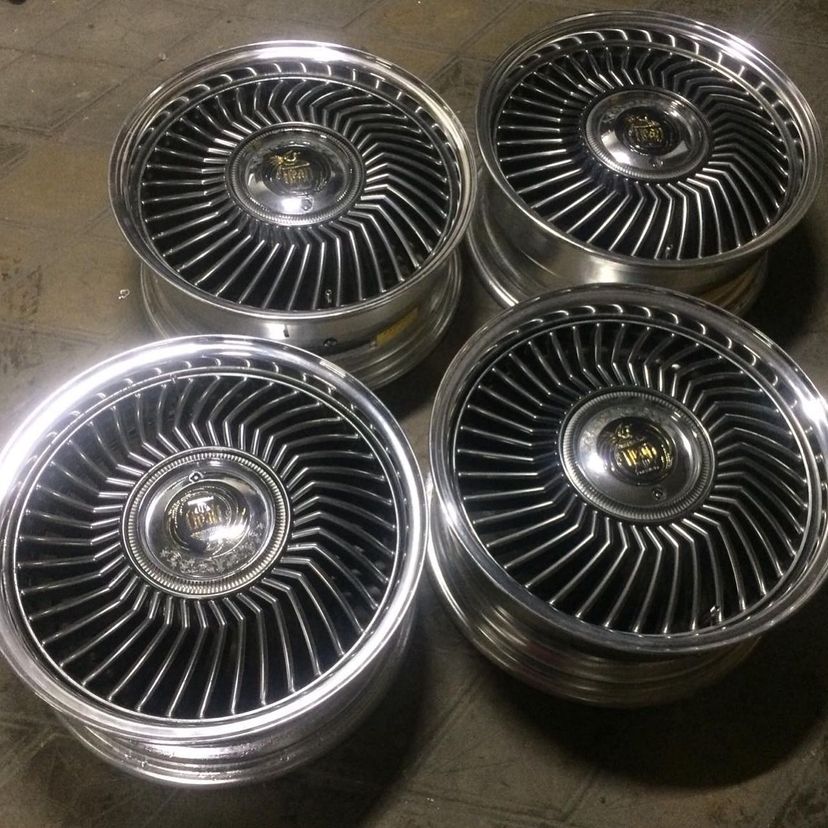 Carving Head 40 | “17x8.5 ET +28 & “17x9.5 ET+32 | Silver