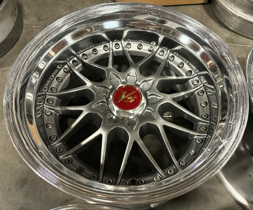 Work VSMX Wheels | "18x9.5 ET +18 & +22- Step Lips | Raw Silver - Image 6