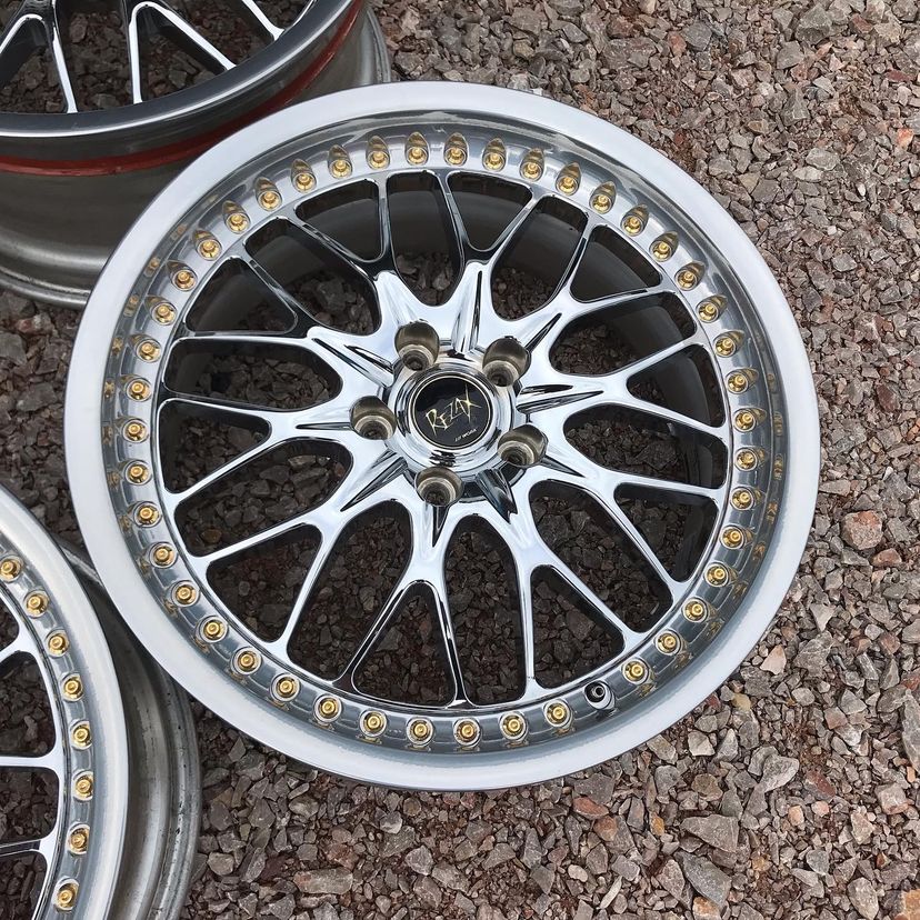 343F5E7D-7CE9-4AAC-9210-