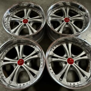 "19 inch Wed Cerberus 2 Wheels