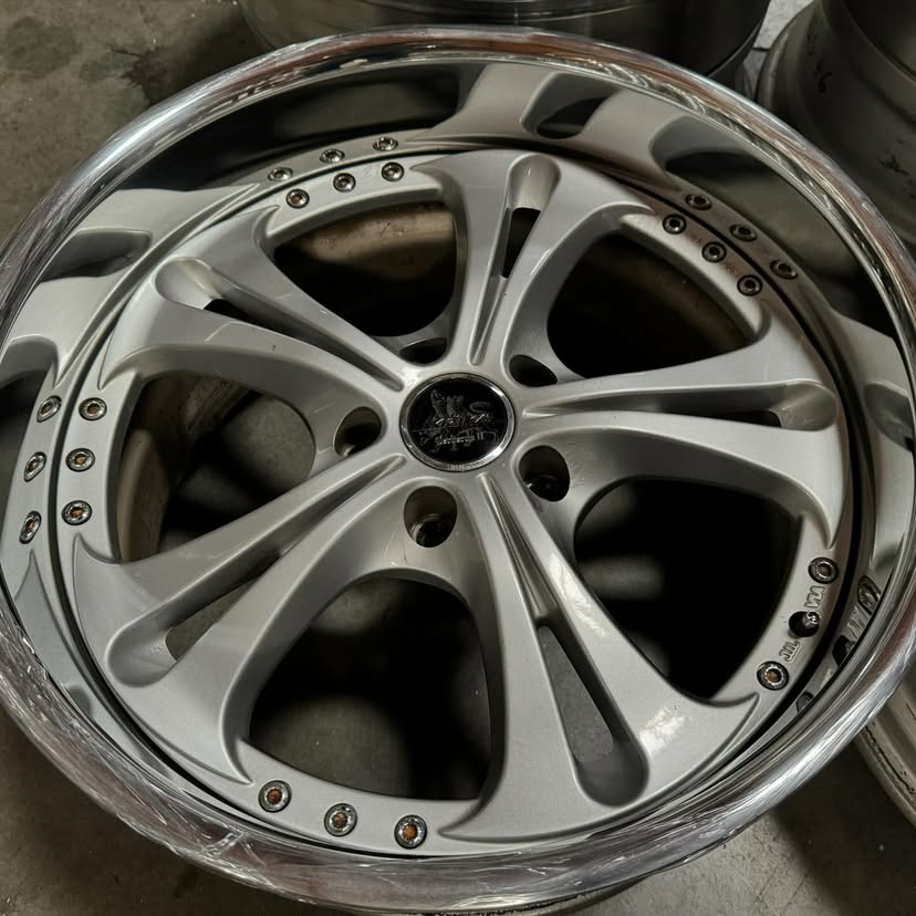 Wed Kranze Cerberus 2 Wheel | 