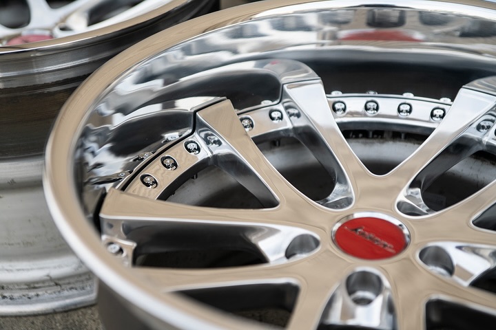 Wed LXZ Wheel | "18x9.5 & 10.5 ET +22- Reverse Lips | Raw Chrome - Image 5
