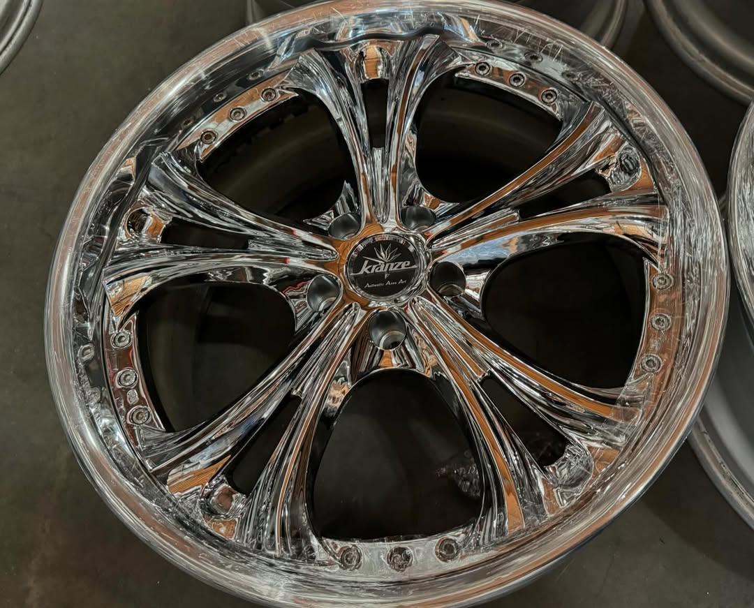 Wed Cerberus 3 Wheels | "19x10.5 ET +28 & +32 | Raw Chrome - Image 2