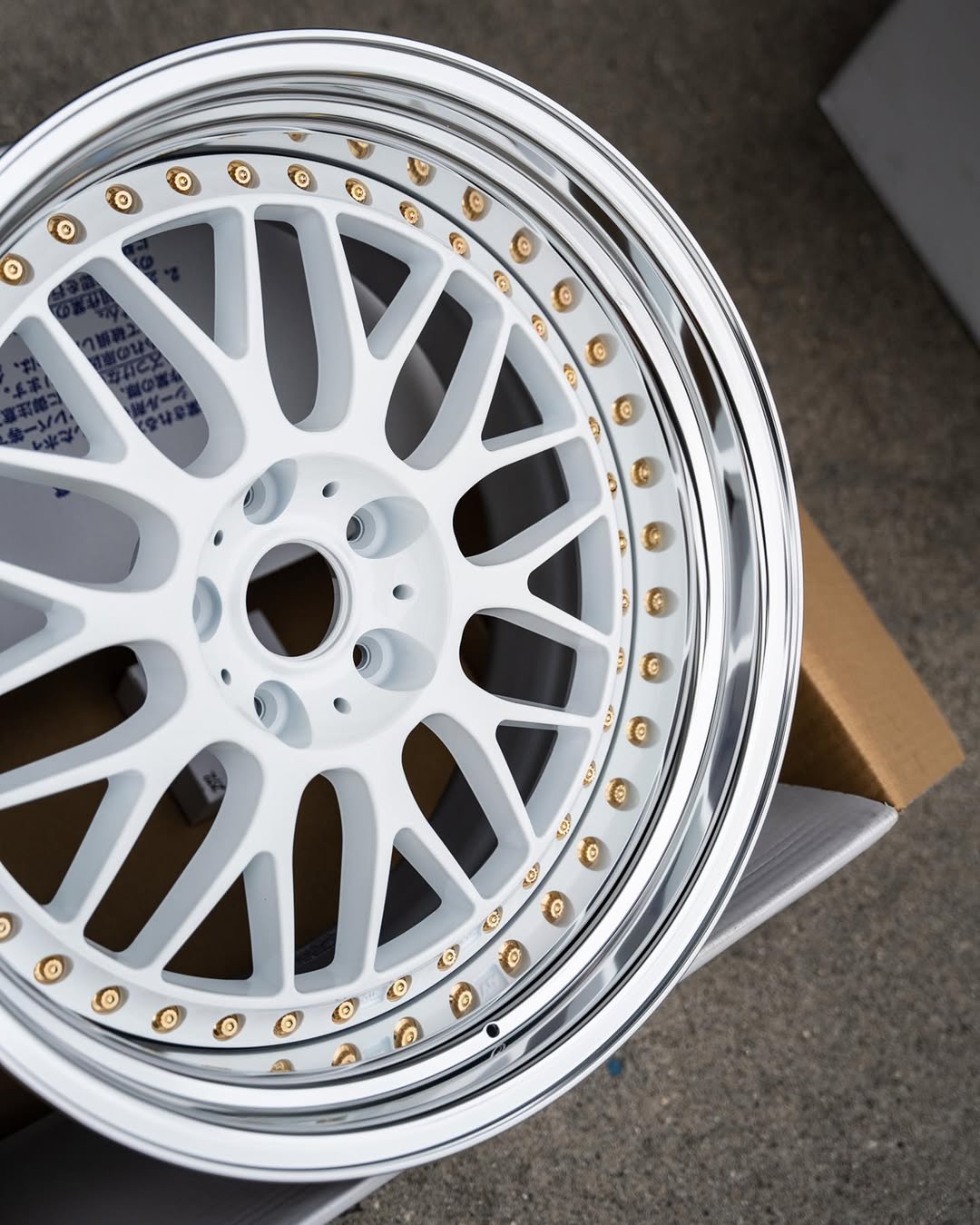 BBS LM Wheels | "17x8.5 & 9.5 ET +18 - 5x120| White - Image 5