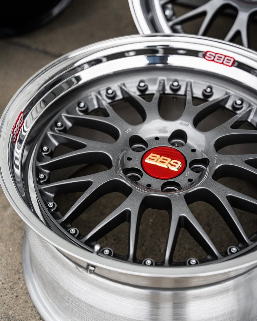 BBS LM Wheels | "18x9.5 ET+24 - 5x120 | Raw Black - Image 4