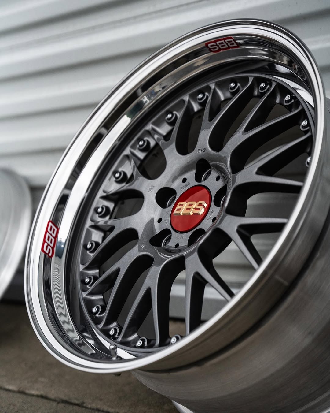 BBS LM Wheels | "18x9.5 ET+24 - 5x120 | Raw Black - Image 3