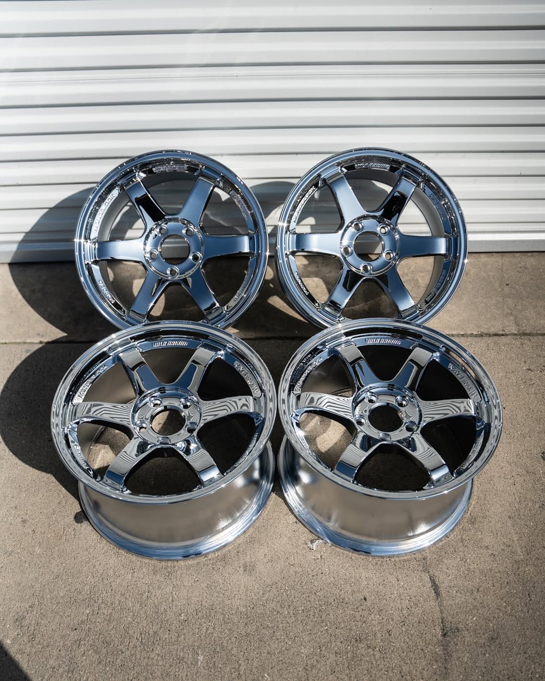 "18 inch Volk te37 chrome wheels