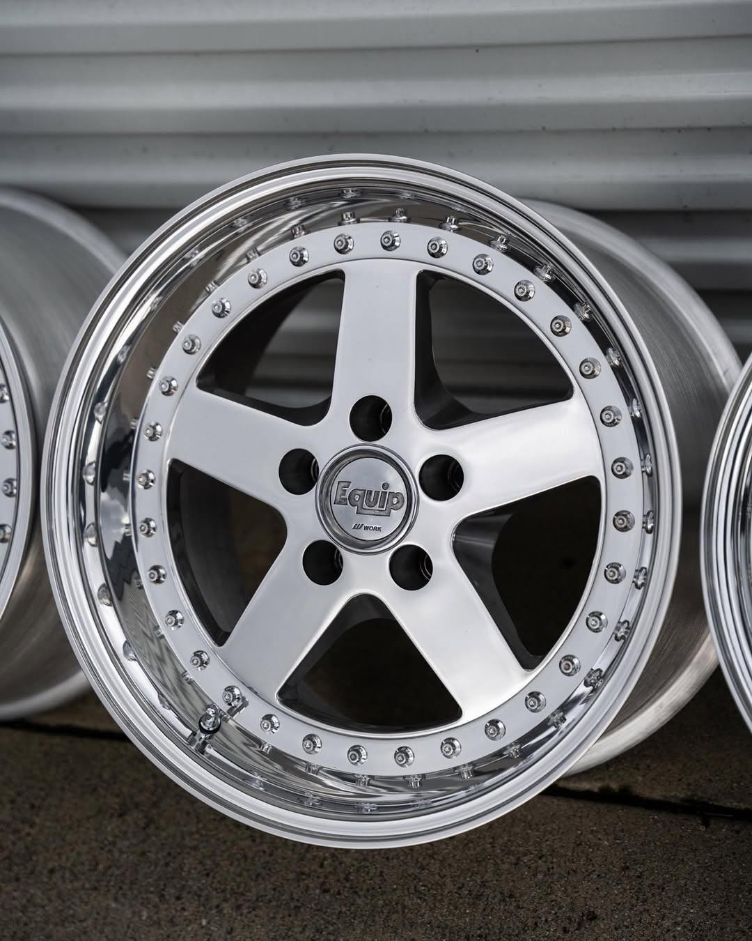 "19 Work Equip 05 Chrome Wheels