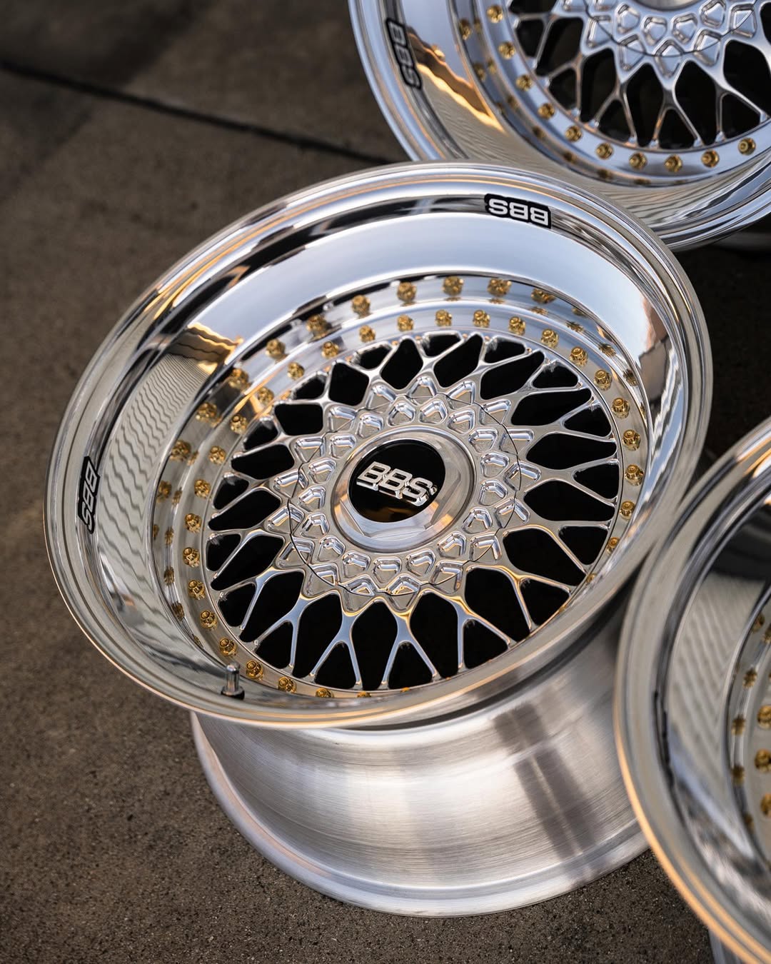 BBS RS Wheels | "18x.5 & 9,5 ET +22 - 5x120 | Raw Chrome - Image 8